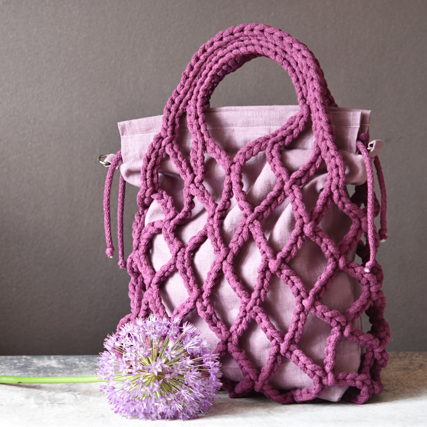 <span>Lo-la bag M (5) | <a href="https://static.flercdn.net/i3/products/dd2/f/96/23/10562396_nilatws.jpg" target="_blank">Zobrazit plnou velikost fotografie</a></span>