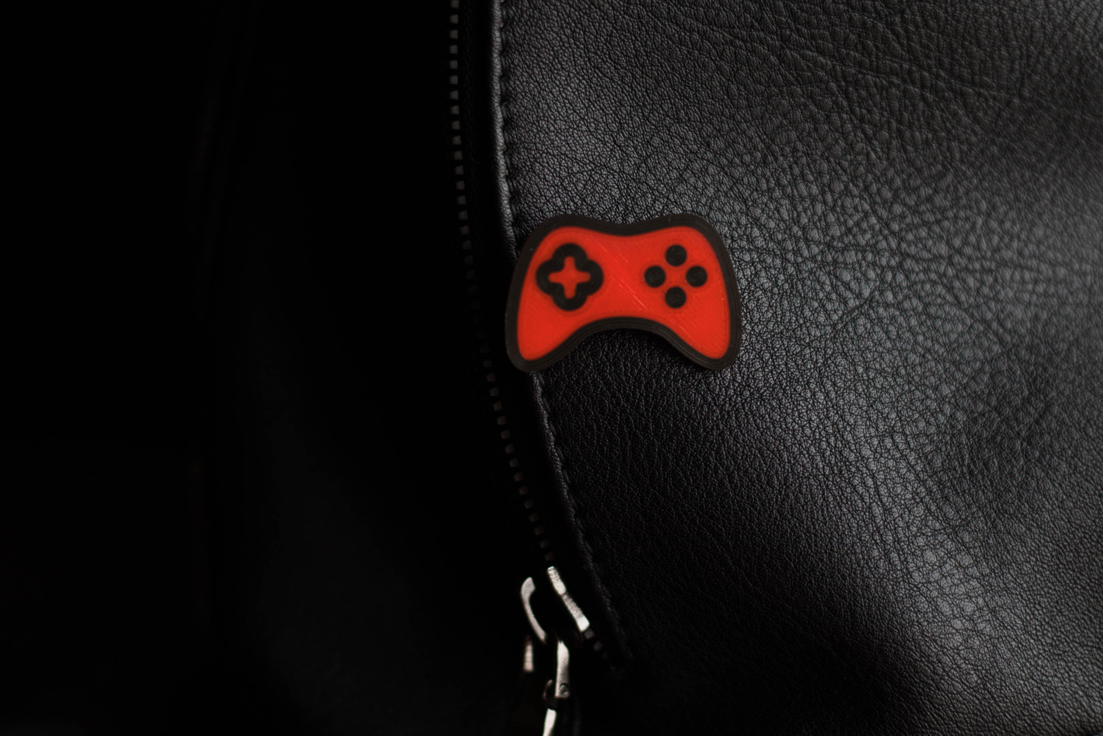 <span>Brožoplacka gamepad | <a href="https://static.flercdn.net/i3/products/dd2o/f/62/27/10212762_oszyfww.jpg" target="_blank">Zobrazit plnou velikost fotografie</a></span>