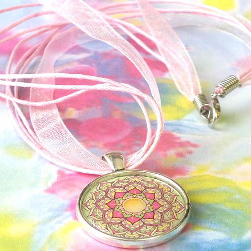 Náhrdelník Sluneční mandala