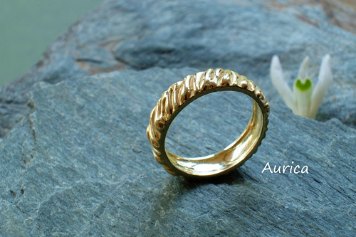 Zlatý prsten VENUS