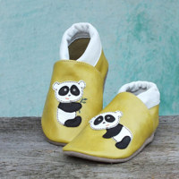 Capáčky s pandou, 12 měsíců 13,5 cm