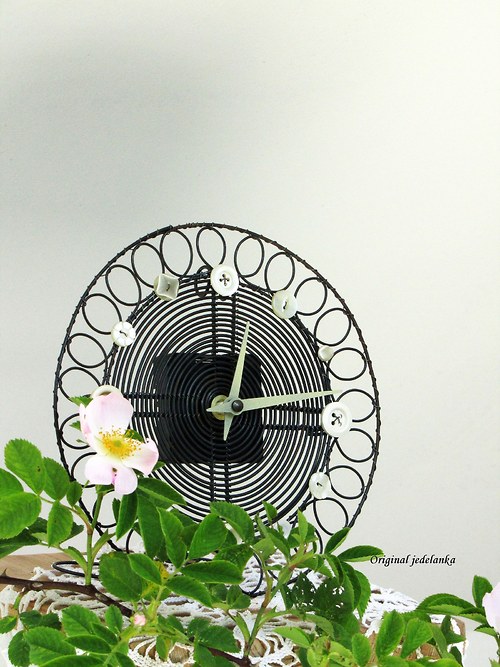 Vintage knoflíkáče... drátované hodiny SLEVA