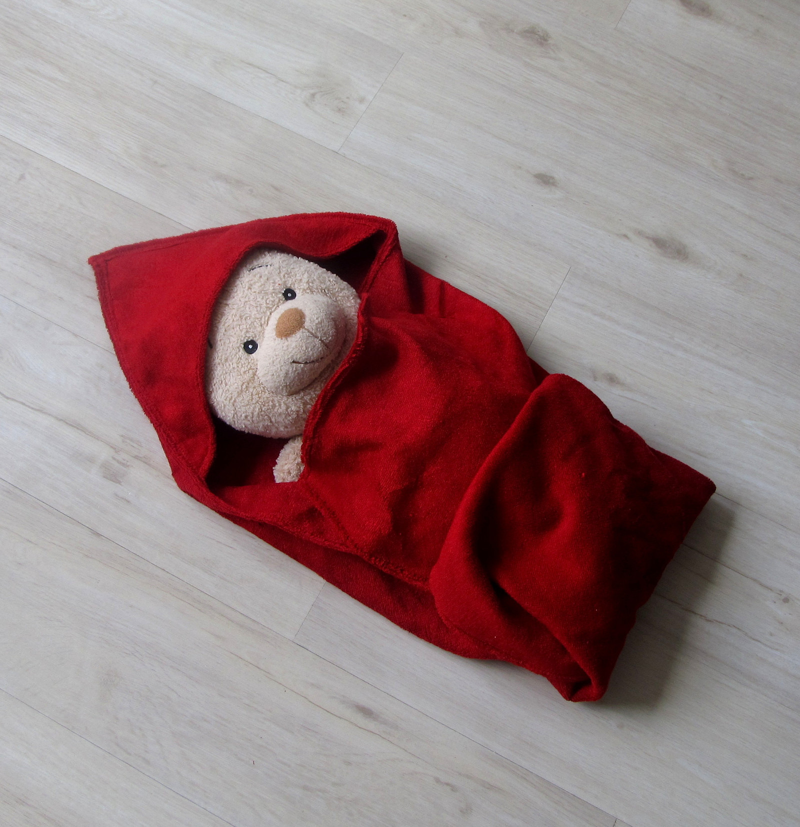<span>Bambusová osuÅ¡ka pro miminko - tmavÄ Äervená | <a href="https://static.flercdn.net/products/dd2/f/14/40/09584014_urxysa.jpg" target="_blank">Zobrazit plnou velikost fotografie</a></span>