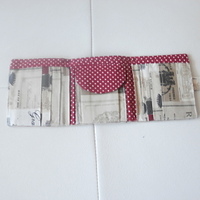 Peněženka etikety.