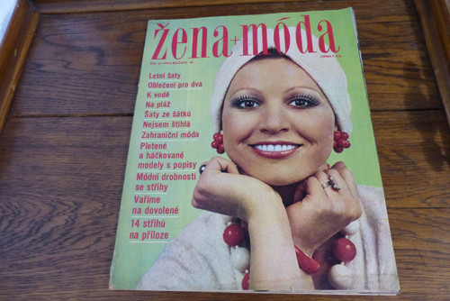 Časopis Žena a móda, číslo 6/1974, střihy!