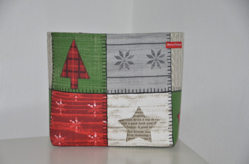 Košík z látky – vánoční patchwork