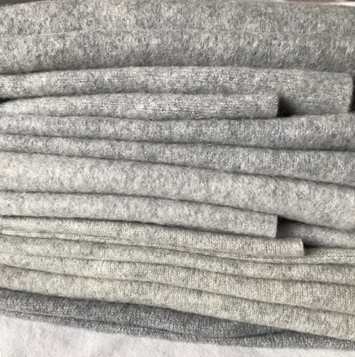 100% KAŠMÍR - 437 g - KAŠMÍROVÝ MATERIÁL, ÚPLET — foto 1