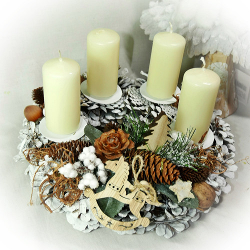 Adventní věnec - V tradičním stylu - do krémova — foto 1