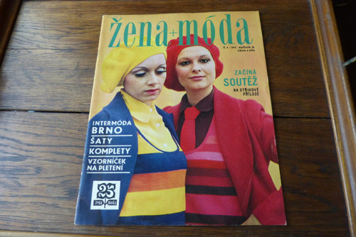 Časopis Žena a móda, číslo 4/1973, střihy!