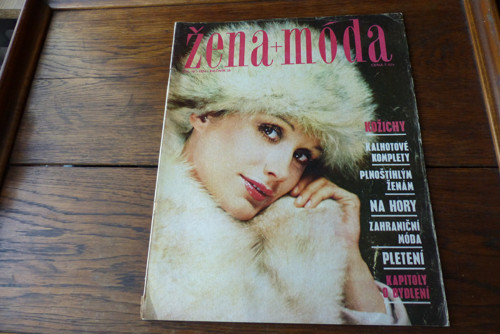 Časopis Žena a móda, číslo 10/1974, střihy!