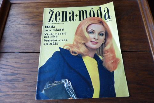 Časopis Žena a móda, číslo 3/1972, střihy! — foto 1