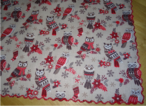 Vánoční ubrus-sovy 80/80 cm