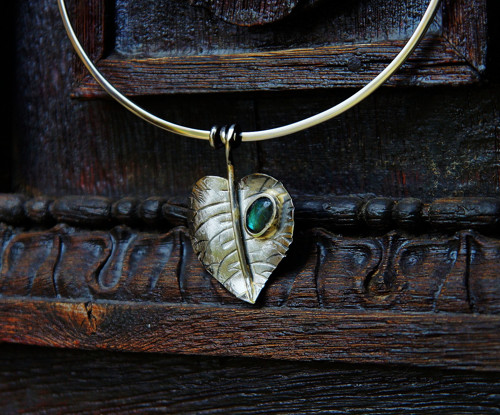 Nerezový náhrdelník..." Slilver leaf " — foto 1