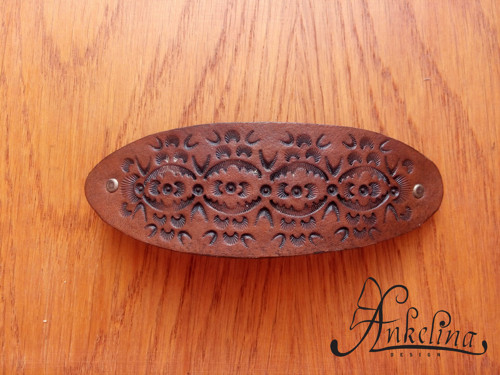 Spona s ornamentem 2