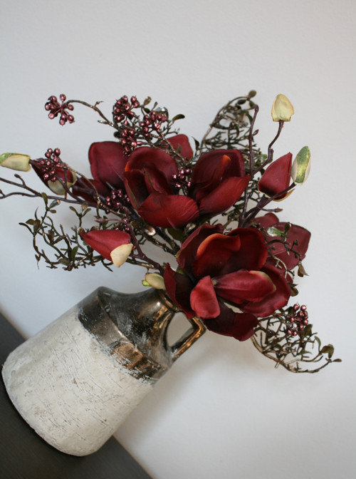 Váza s magnoliemi — foto 1