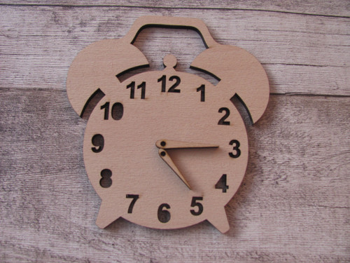Dřevěné hodiny 15 cm