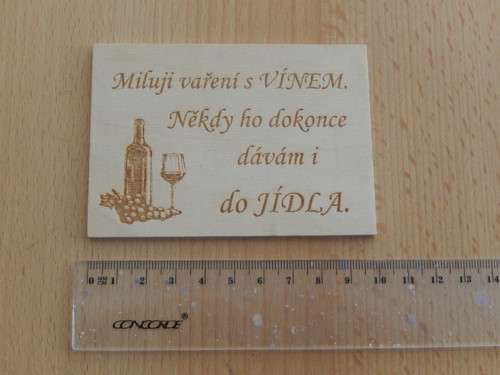 Víno a jídlo - dřevěná cedulka