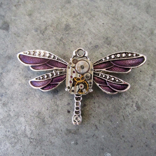 Fialová Vážka - Brož, Steampunk — foto 1