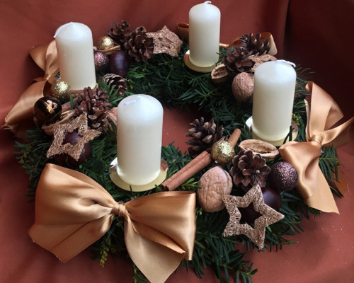 Adventní věnec medový — foto 1