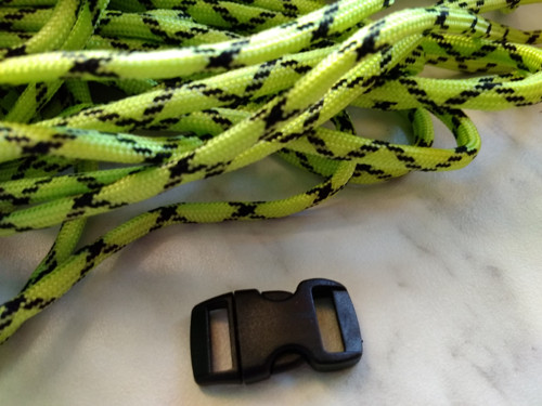Paracord sada č. 21 - vyrob si svůj náramek