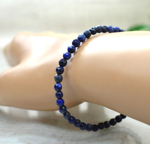 Ochranný náramek - FAZETOVANÝ LAPIS LAZULI