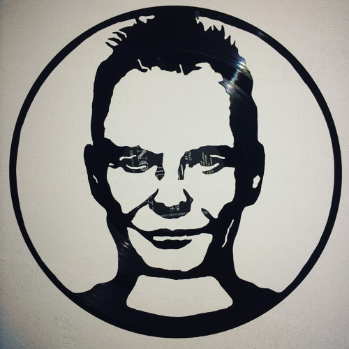 Vinyl art Sting ručně vyřezáno