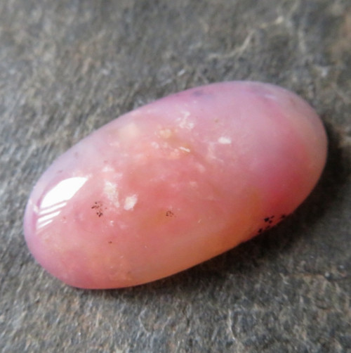 Růžový opál - Peru kabošon č.09 — foto 1