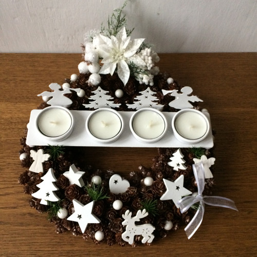 Adventní svícen bílý — foto 1