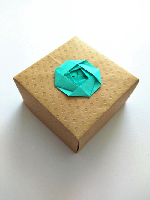 Origami krabička IV - růže