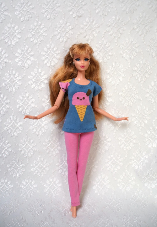 Komplet pro Barbie — foto 1