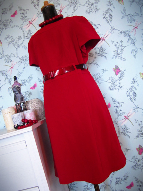 Little RED dress, plnoštíhlé — foto 1