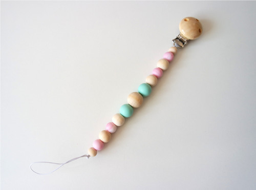 Klip na dudlík "Pastel" — foto 1