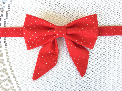 Karkulka woman bow tie (red/small white dots)