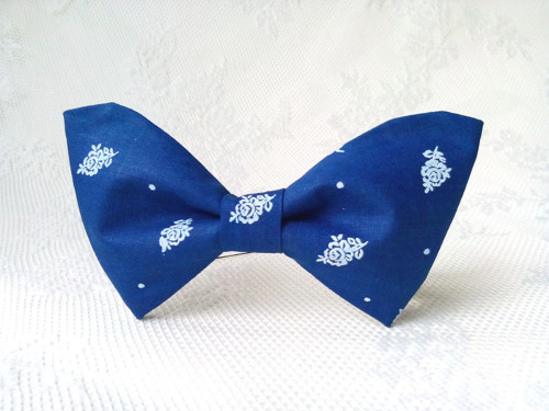 Dark blue folklore bow tie — foto 1