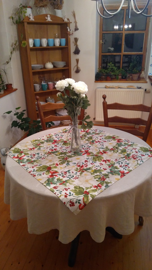 Středový ubrus — foto 1