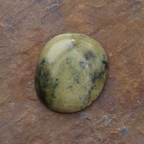 Jadeitový serpentyn, kabošon č.2014 — foto 1