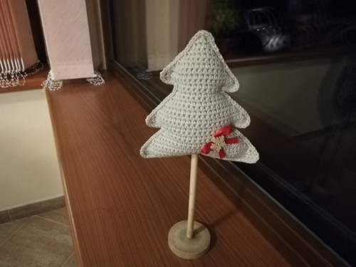 Háčkovaný stromeček 5