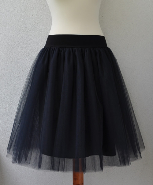 Tylová sukně délka 56cm — foto 1