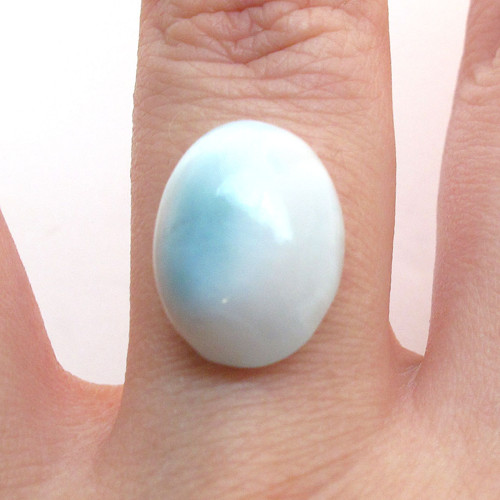 Kabošon larimar ovál 15,4mm — foto 1