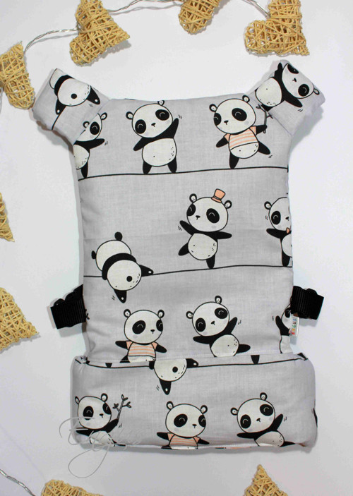 Nosítko na panenky - panda šedá — foto 1