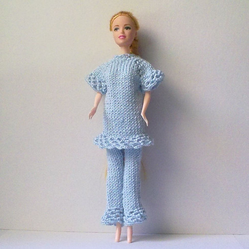 Oblečky pro Barbie !SLEVA! — foto 1