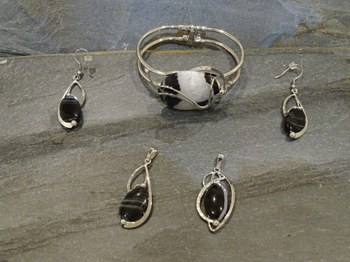 Souprava ONYX Z CHILE - rhodiovaná