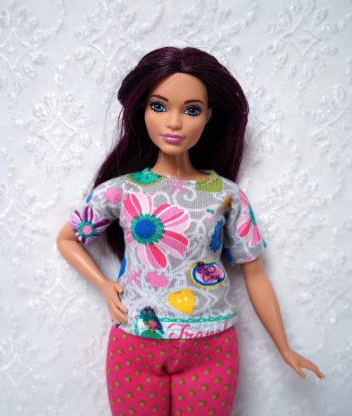 Tričko pro Barbie - curvy - baculku — foto 1