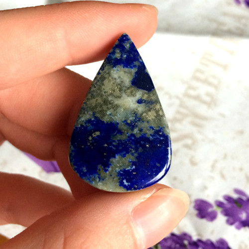 Lapis Lazuli kabošon slza (LL003/ 33x21x5mm)