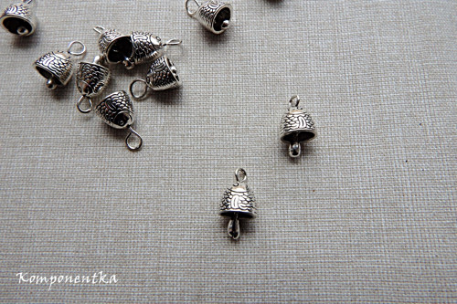 Přívěšek zvoneček ve tvaru ryby 11x7mm 1kus