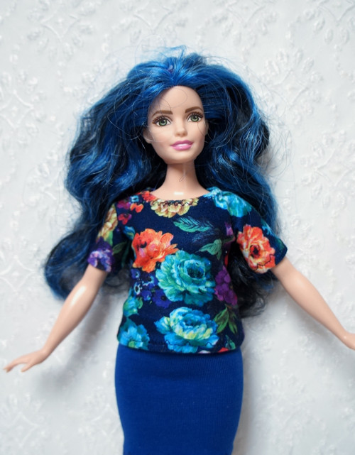 Tričko pro Barbie - curvy - baculku — foto 1