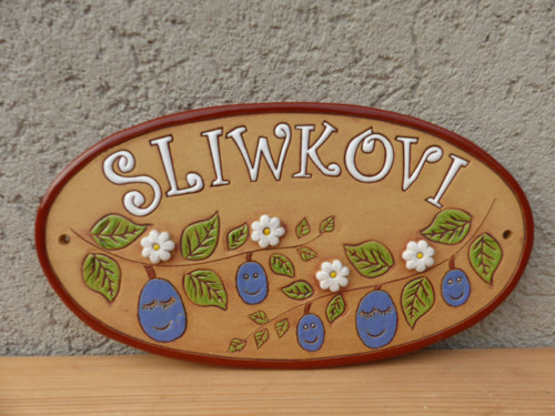Oválná cedule se jménem (švestičky) / NA OBJ.
