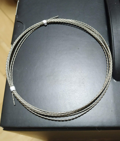 Měděný pocínovaný drát stočený 2×1 mm délka 1 m