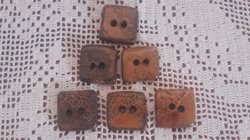 Keramické knoflíky