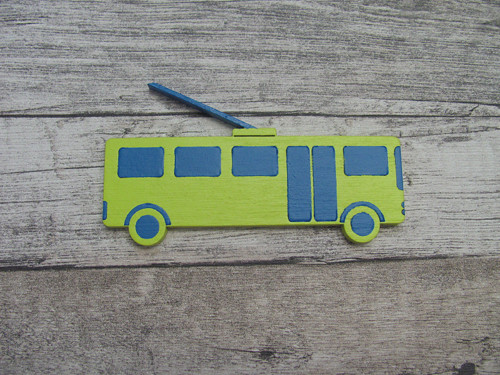 Dřevěný trolejbus 6x11 cm